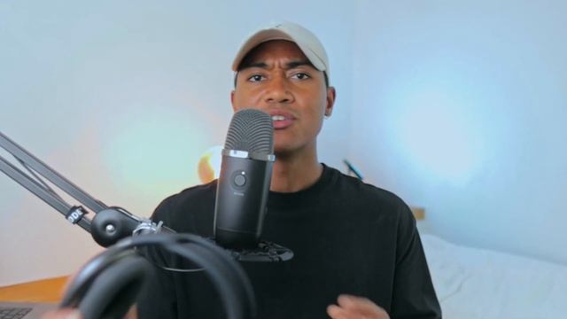 Are Airpod Max worth it? (To the Point) смотреть онлайн