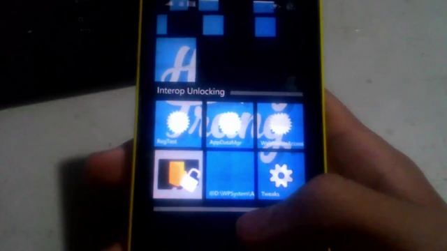 Nokia Lumia 520 with Interop Unlocking/Jailbreak смотреть онлайн