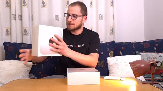 Unboxing Mac Mini M1 ! Am trecut de la Windows la Mac OS ? смотреть онлайн