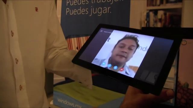 Demo de Skype para Windows 8 смотреть онлайн