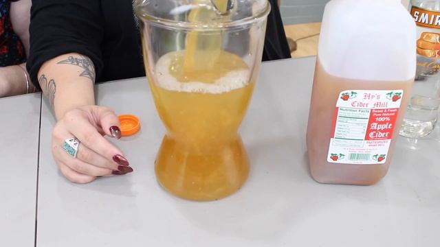 Caramel Apple Sangria | Fall Drink Tutorial смотреть онлайн