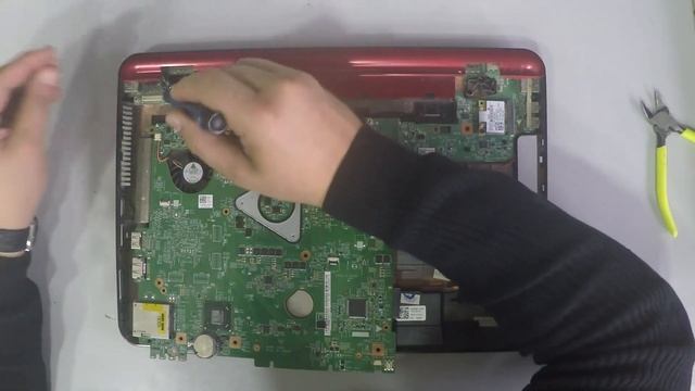 Dell Inspiron N5110 HDD Upgrade смотреть онлайн