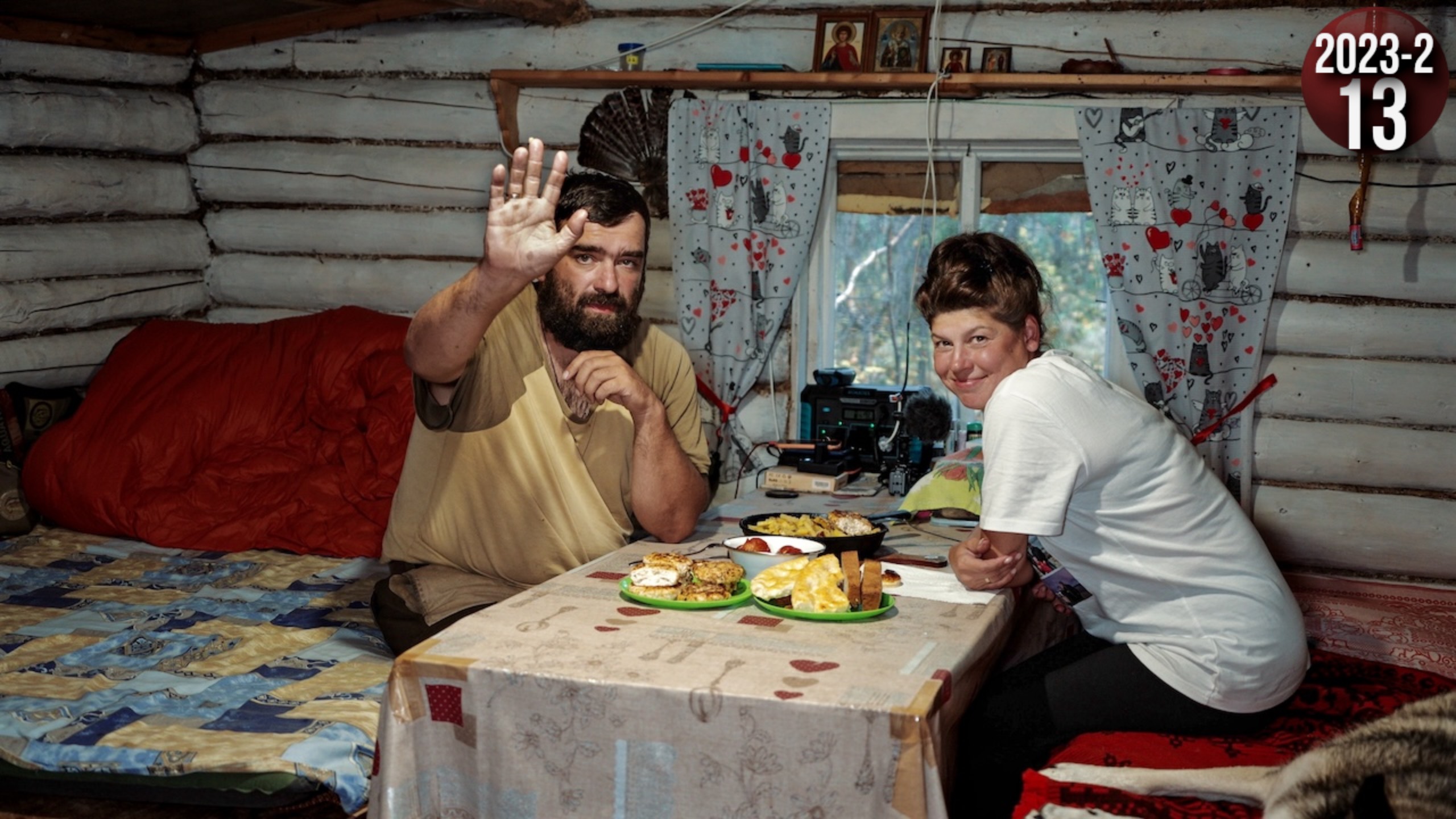 Вернулись в избу, а там полный п... Мы в шоке. Жизнь семьи в глухой тайге Приполярного Урала. 13с смотреть онлайн