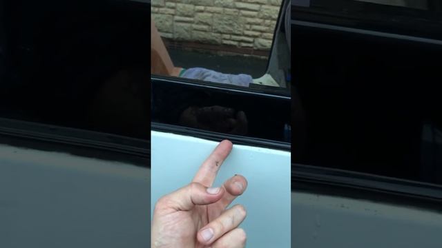 VW T4 sliding window seal can cause a leak! смотреть онлайн