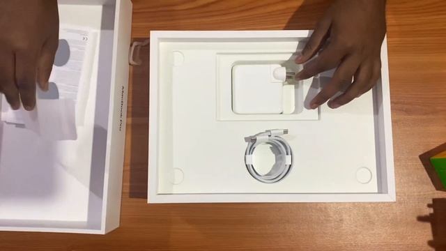 M1 Macbook Pro Unboxing| M1 chip смотреть онлайн