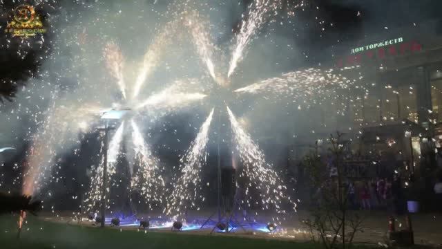 Пиротехническое шоу «Государь» от компании "Шоу Яркие огни" смотреть онлайн