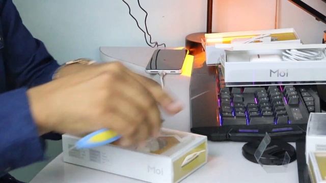 السماعات لي دارو ضجة في السوق المغربي Moi #casablanca #eljadida #MOI #smart смотреть онлайн