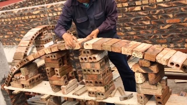 How To Shape And Build A Solid Brick Dome On The Porch - Great Construction Technique смотреть онлайн