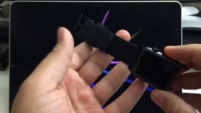 Nomad Vulcanized LSR Silicone Strap Review смотреть онлайн