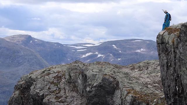Lassi Pekka Ruuskanen Base jump Norway смотреть онлайн