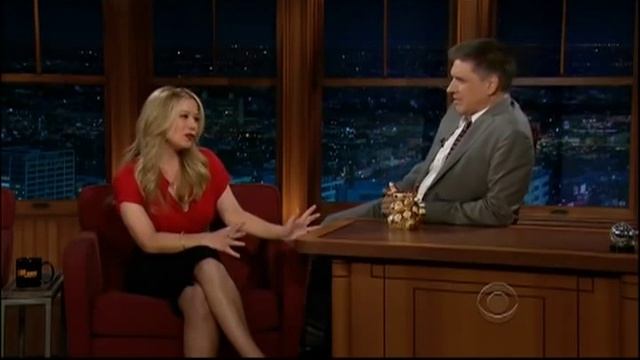 Craig Ferguson 2/8/12C Late Late Show Christina Applegate смотреть онлайн