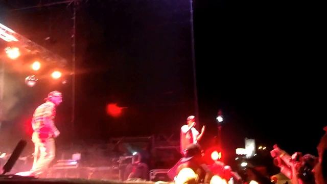 Mac Miller Ft. Earl Sweatshirt "I'm Not Real" Live смотреть онлайн