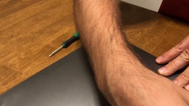2013 Chromebook Pixel Bottom Cover & Battery Removal смотреть онлайн