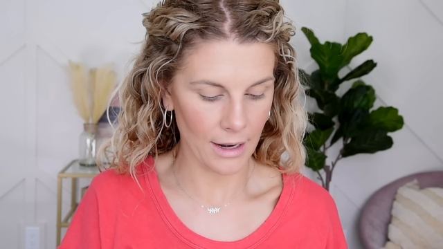 MAKEUP SECRETS for OVER 40 | What to use, where to put it and when to skip it! смотреть онлайн