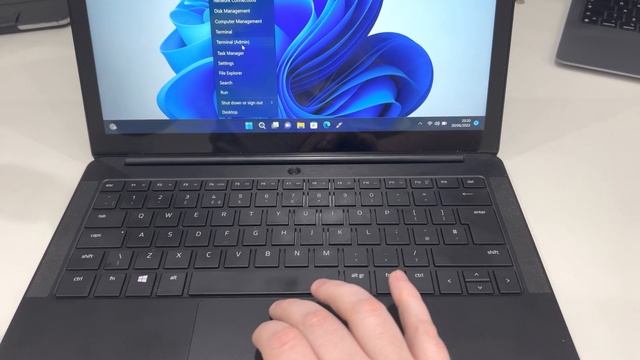 Razer Touchpad Issue смотреть онлайн