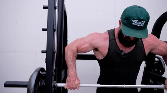How I Grew MASSIVE Shoulders FAST! смотреть онлайн
