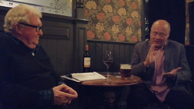 Smokin' Ade Wakelin interviewed at Henry's Blueshouse смотреть онлайн