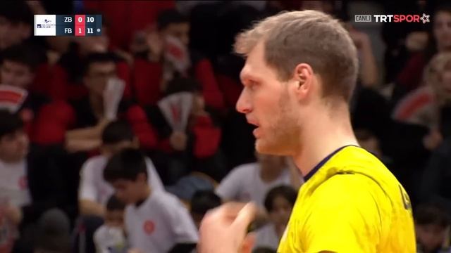 Maçın Tamamı | Ziraat Bankkart - Fenerbahçe Parolapara "AXA Sigorta Efeler Ligi" смотреть онлайн