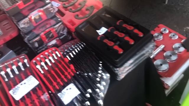 NHRA Mac Tools Race Day sales смотреть онлайн