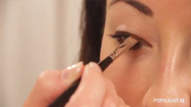 Beauty Trick: How to Keep Eyeliner From Smudging смотреть онлайн