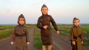 "Шли солдаты на войну" Клип - сёстры Овчаровы