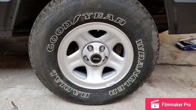 Jeep Cherokee Body & Paint смотреть онлайн