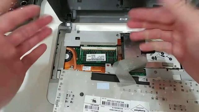 How to upgrade, replace or remove the Hard Drive in the HP 2133 Mini-Note? смотреть онлайн