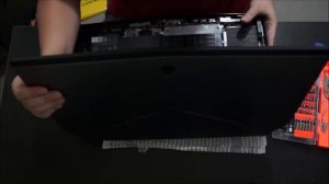 OPEN ME UP! Dell Alienware 17 R2 R3 Disassembly