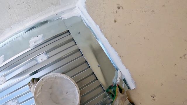 Крыша на балкон последнего 16 этажа в Москве/Ремонт крыши лоджии/Установка козырька над балконом смотреть онлайн