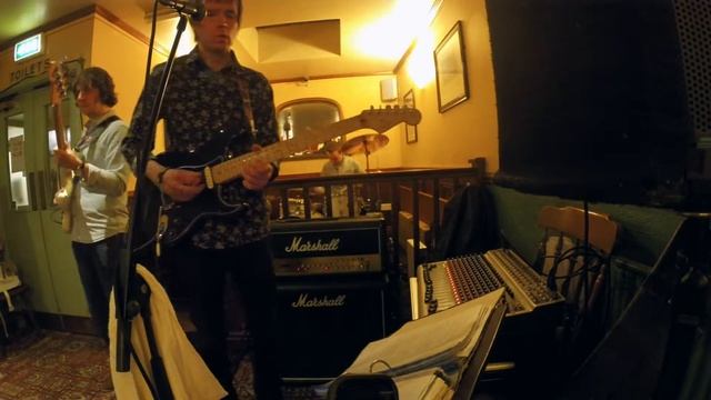 Oh Well (Fleetwood Mac Cover) смотреть онлайн