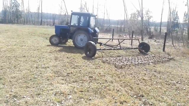 Пустили бороны по многолетним травам смотреть онлайн