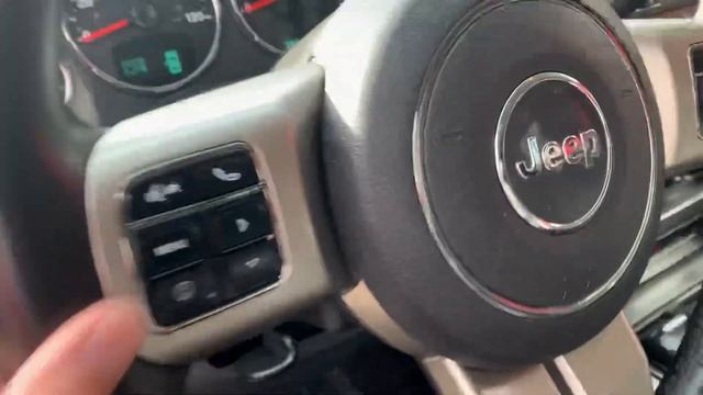 2012 Jeep Liberty Jet Limited Video Walk Around смотреть онлайн