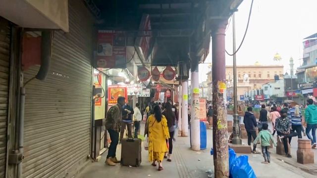 Chandni Chowk Market Delhi | Delhi Ka Sabse Sasta Bazaar | Airpods Just Rs 200 | Aparna Chauhan || смотреть онлайн
