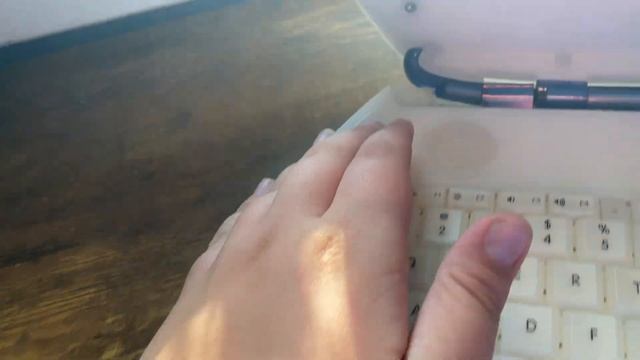 iBook G3 Clamshell Restoration (Part 1?) смотреть онлайн
