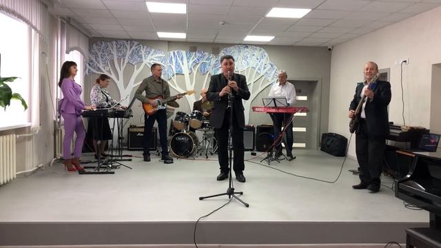 поздравление от учащихся и преподавателей ДШИ № 2 г:Салаира. смотреть онлайн