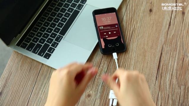 SOMOSTEL SMS-BZ03 3.5mm Audio+Charge Adapter for iPhone смотреть онлайн