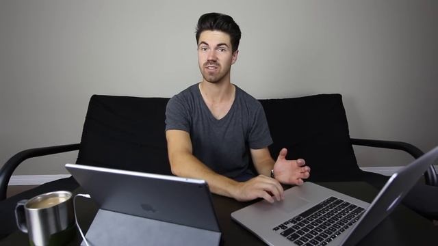 Turning my iPad into a MONITOR - Duet Display смотреть онлайн