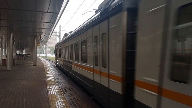 "С необычным фартуком!" Электропоезд ЭД4М-0447 "ЦППК" "Фирменный-Экспресс" Москва-Калуга-1. смотреть онлайн