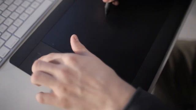 INTUOS5 - EXPRESSVIEW (0:20) смотреть онлайн