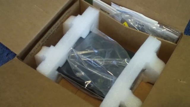 Unboxing the Dell Mini 9 смотреть онлайн