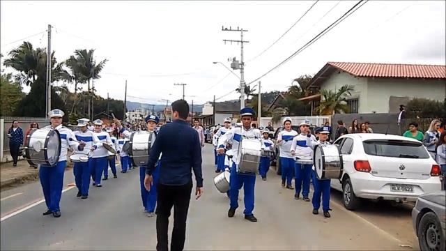 Fanfarra F.A.W Desfile de bairro, fundo canoas, 02\09\2017. смотреть онлайн