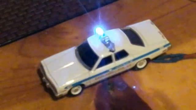 Chicago Police 74 Dodge Monaco Flashing Blue light смотреть онлайн