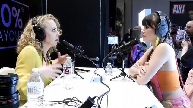 Alison Rey: AVN Convention 2020