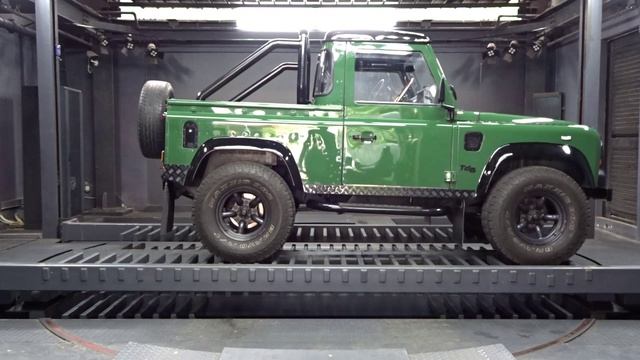 2006 LAND ROVER DEFENDER 90 PICKUP TD5 смотреть онлайн