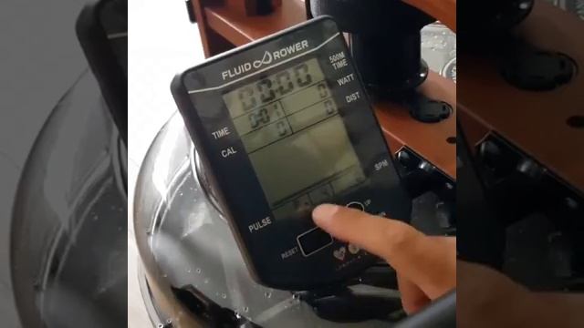 Подключение рукоятки с датчиком ЧСС к монитору тренажера Fluid Rower