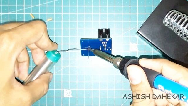 How to Make a Tesla Coil at Home || Wireless Power Transfer | Smallest Tesla Coil in rs260 - DIY Ki смотреть онлайн