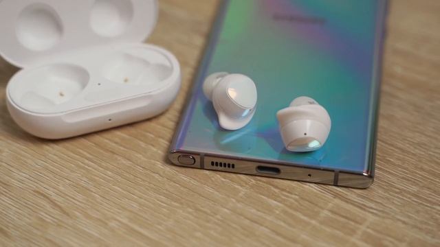 OnePlus Buds vs Galaxy Buds !!! смотреть онлайн