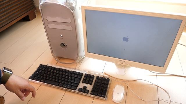 ウチにある古いMacで久々にOS9起動してみる・Power Mac２機種は立ち上がるのか？！ смотреть онлайн