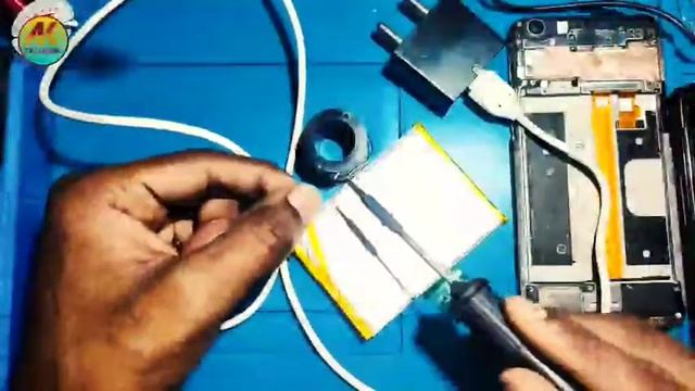 ANY ANDROID MOBILE|| Smart Phone Non Removal Battery Change to Normal Battery смотреть онлайн