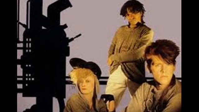Rock 101 Viñeta Hold Me Now Mix...L.G.S. смотреть онлайн
